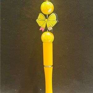 Yellow Bow Handle Pen
